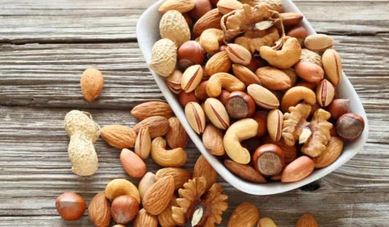 Sağlıklı Beslenmenin Sırrı: En Faydalı Kuruyemişler