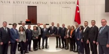 CHP’den Emekliler İçin ‘Nöbet’ Eylemi Sürüyor!