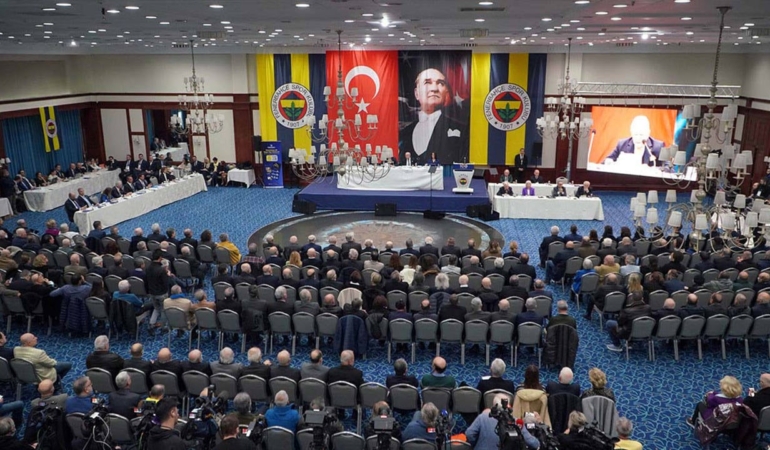 Fenerbahçe’de Divan Toplantısı Basına Kapalı!