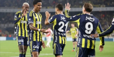Fenerbahçe, Süper Kupa Yarı Finalinde Samsunspor’la