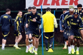 Fenerbahçe’nin Yeni Transferi Musaba İlk Antrenmanında!