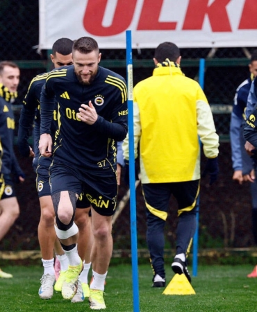 Fenerbahçe’nin Yeni Transferi Musaba İlk Antrenmanında!