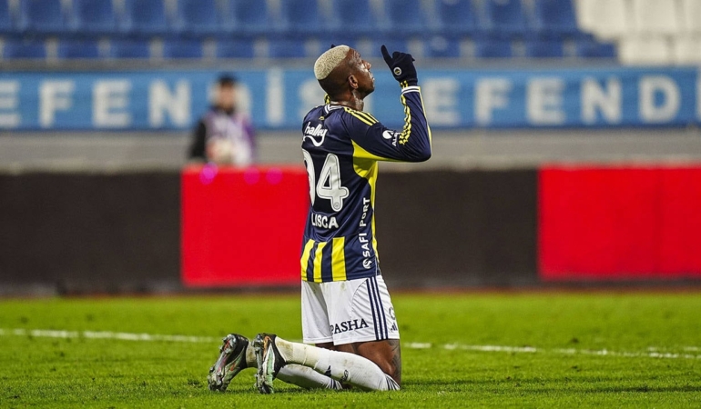 Fenerbahçe, Beyoğlu Yeni Çarşı’yı 1-0 Geçti!