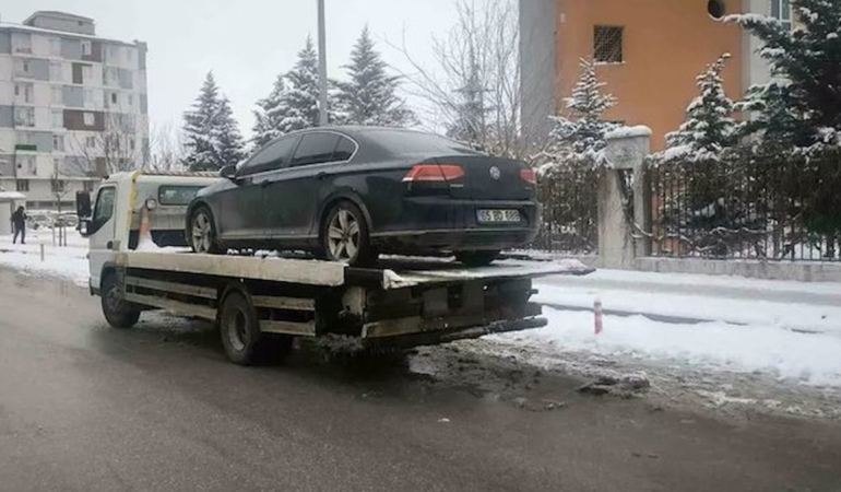 Makam Aracına Haciz: İpekyolu Belediyesi Krizde