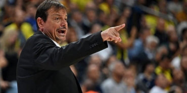 Ergin Ataman’a İsrail’de Küfürlü Protesto!
