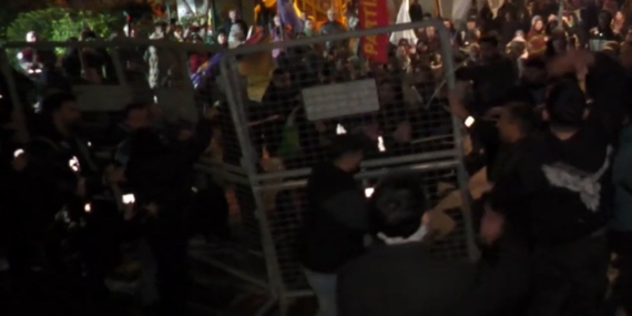 İzmir’de Barış İçin Yürüyüş, 6 Gözaltı!