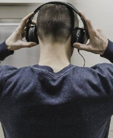 Kulak Kurdu: Beyninizi Sabote Eden Müzik Etkisi