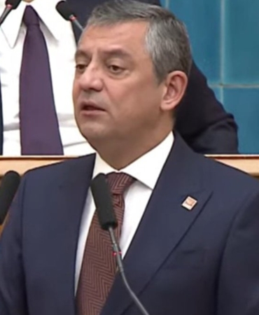 Özgür Özel: Emekli Maaşı 39 Bin Lira Olmalı!