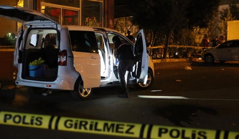 Diyarbakır’da Silahlı Kavga: 3 Yaralı!