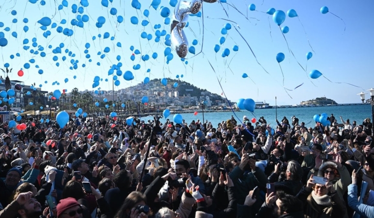 Teoman Bebek İçin Kuşadası’ndan Destek Yağdı