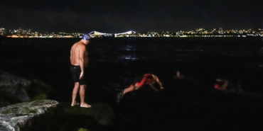 Sarayburnu’nda Yüzen Grupla Yeni Yıla Merhaba!