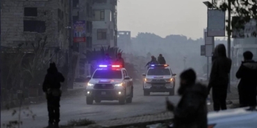 Irak, Suriye’den 150 IŞİD’liyi Teslim Aldı!