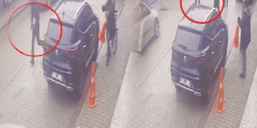 Öğretmene Saldırı: Eski Öğrencinin Babası Kaçtı!